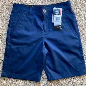 New Under Armour dark blue shorts